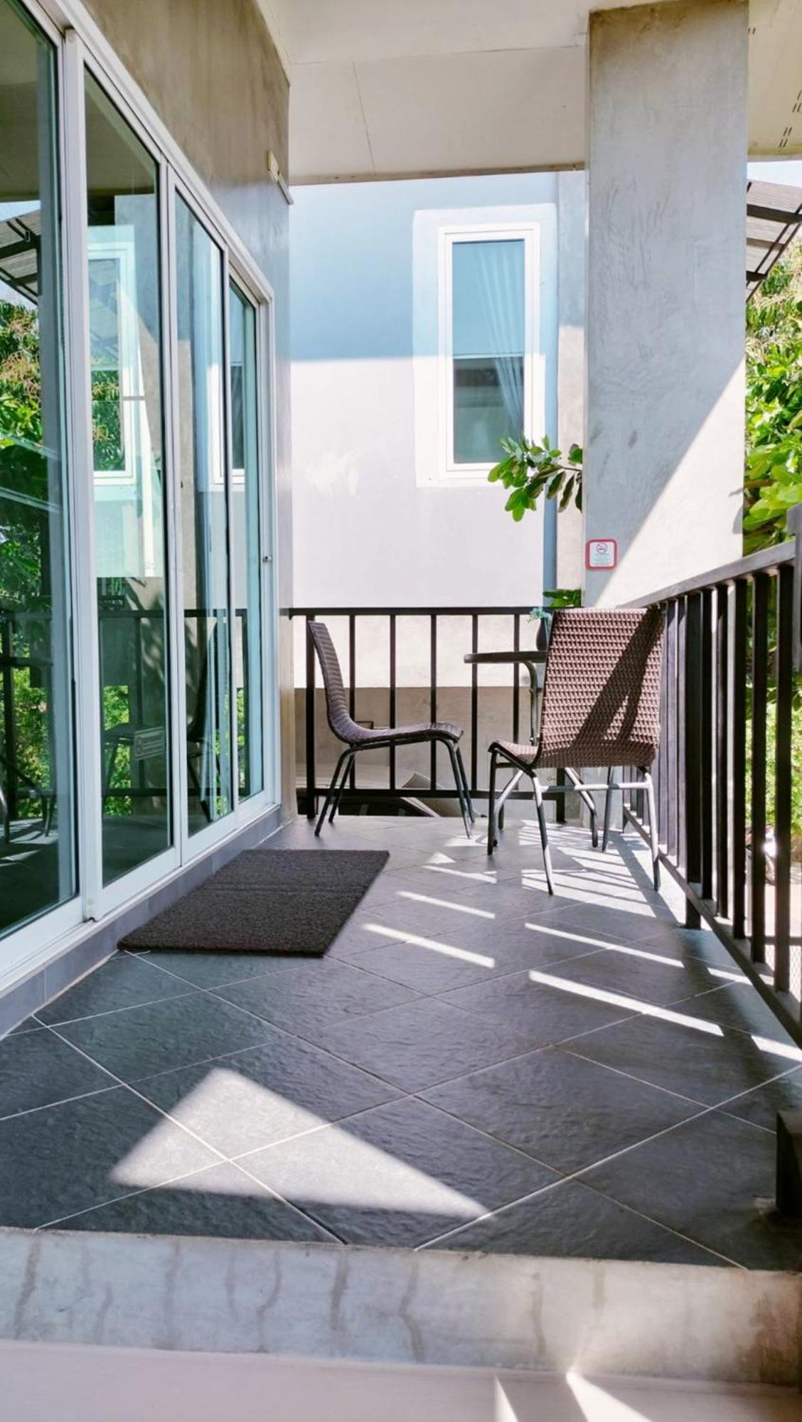 Villa Rajapruek Entire 3 Villas 7 Bedrooms Near Airport 清邁 外观 照片