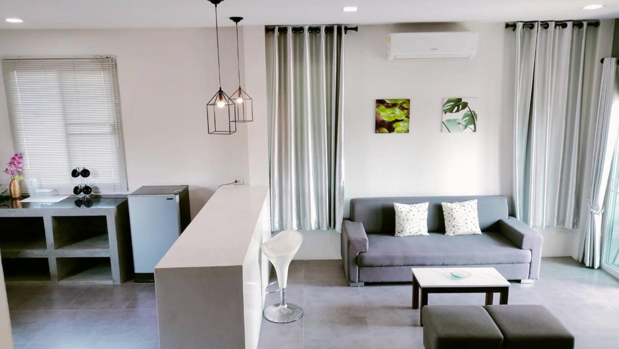 Villa Rajapruek Entire 3 Villas 7 Bedrooms Near Airport 清邁 外观 照片