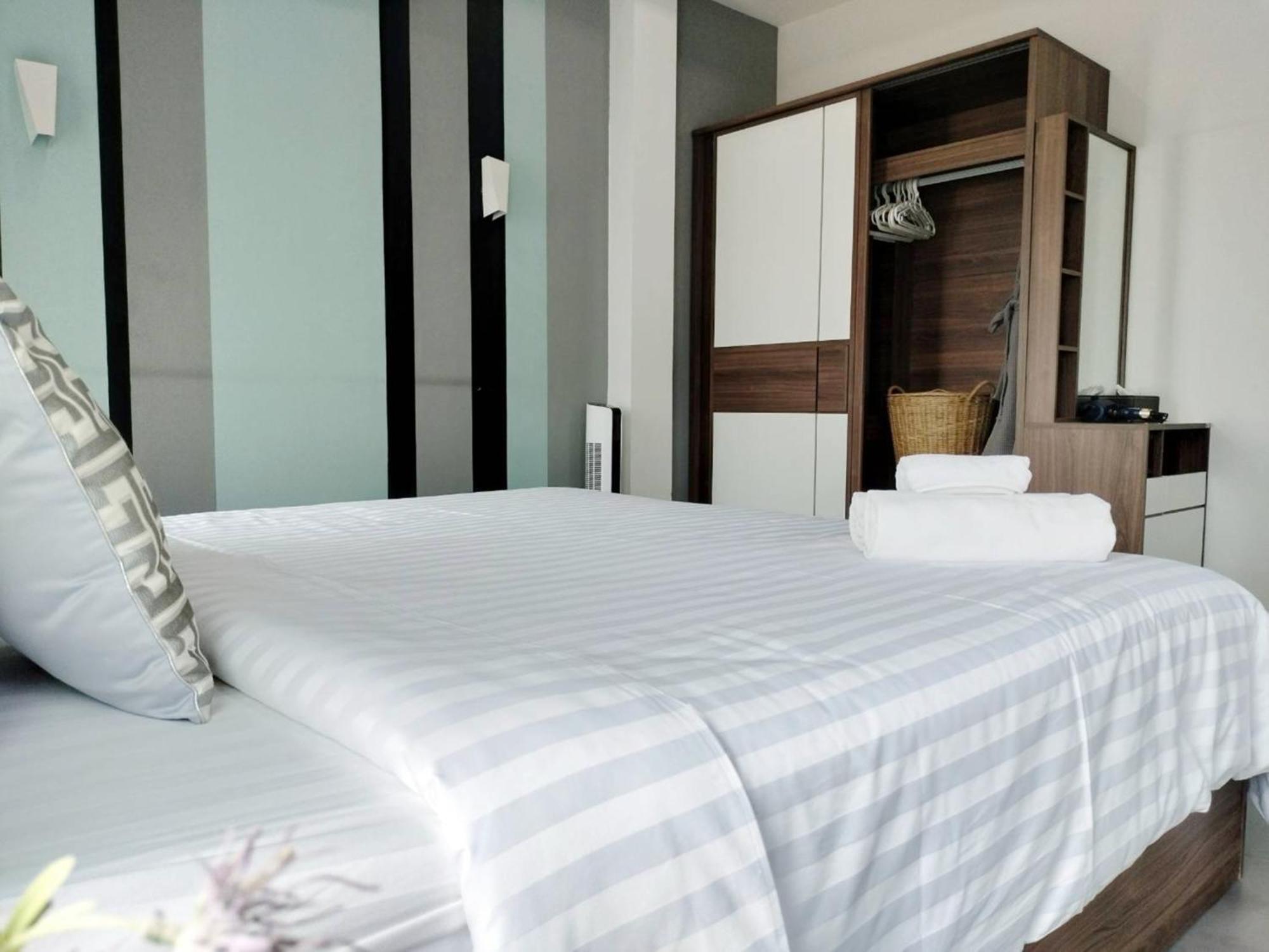 Villa Rajapruek Entire 3 Villas 7 Bedrooms Near Airport 清邁 外观 照片